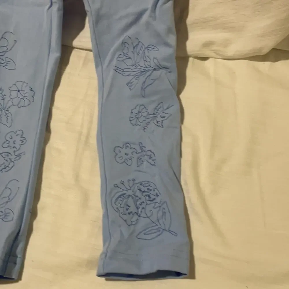 Ralph Lauren 5 light blue cotton spandex floral ankle embroidered legging euc